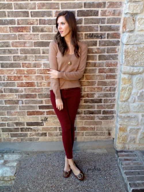 sweater, skinnies and a statement necklace